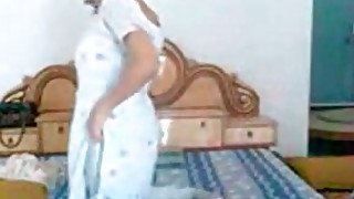 indian mom masturbation