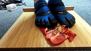 crushing a pepper with vibram fivefingers