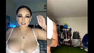 TONGAN LIVE WITH ASIAN TEEN FUCKING DILDO