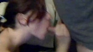 Hot redhaired chick gives blowjob in homemade video