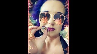 Laura Loves Smoking with faces from Snap