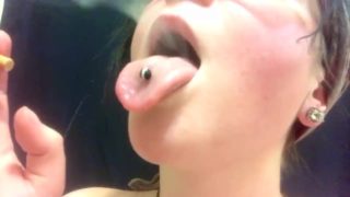 (Babygirl_goth) Alternative Girl Smoking Naked 