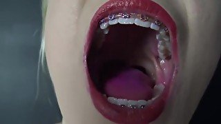 Perfect Tongue And Uvula, Mouth Tour