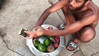 Rock Mercury Tasting Soursop For the First time From Fruits N Rootz