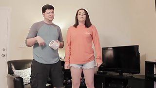 Girlfriend does the mummy duct tape challenge