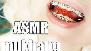 ASMR of eating