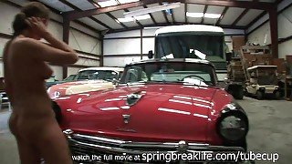 SpringBreakLife Video: Getting Naked At A Garage