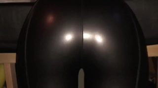 Ass Leather - Big Ass In Leather Pants HD Porn Search - Xvidzz.com