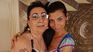 Two Horny Old And Young Lesbians Love To Eat Pussy - MatureNL