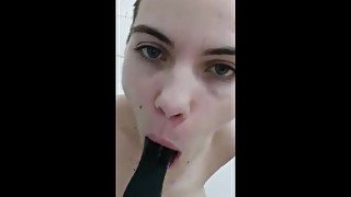 Blowjob in shower