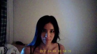 Skinny latin girl like to stay on fuck macina and also fuck