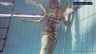 Lastova being flashy underwater