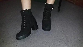 Black boots sexy feet big tits 19 year old Lizerina bombina