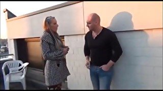 German couple fucking outdoors behind a shop- Ich wollt gern eine rauchen