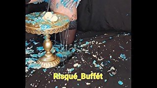 Messy Macy Frazier Piss (Risqué_Buffét)