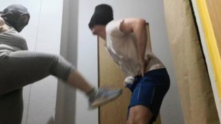 Home Amateur Ballbusting