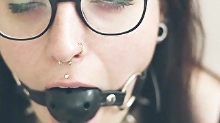 Kinky Girl Masturbating Close Up