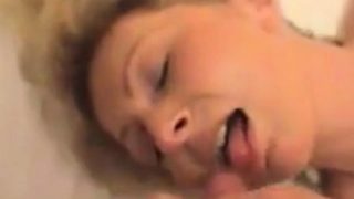 Amateur girl blowjobs and cum in mouth