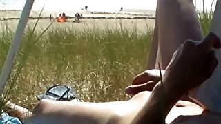 I love to masturbate in public beach