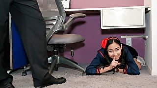 Sensual exotic Asian Eva Yi jumps on a big cock like a professional