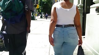 Mature Phat Ass Booty(tight jeans)