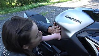 Hot French teen 18+ Squirting On Her Motorcycle - Chaude Motarde Vic Alouqua