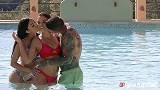 Outdoors poolside threesome with Adriana Chechik and Emily Willis