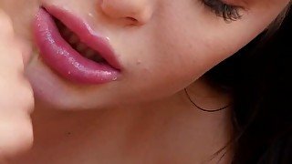 Lana Rhodes filmed in a close angle while giving a BJ