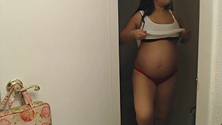 Pregnant Jessica Barry 02