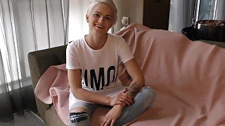 hot short hair blonde chick first time video