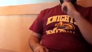 Bearded Bro Public Jerk Off in A Coffee Shop