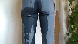 Kinky girlfriend on mine pisses in her jeans - Awkward!