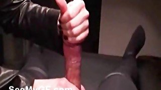 Girl gives a handjob until he cums