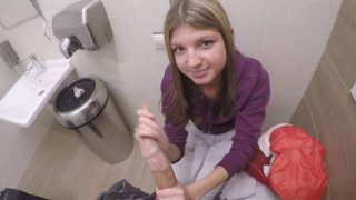 Russian Teen Gina Gerson Fucks In Train For Money