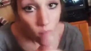 Homemade Girlfriend Sucking Cock