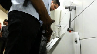 Spy men urinal 3