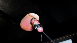 "Milking table" solo hands free cock head vibrator ~ quickly makes him squirt streams of cum