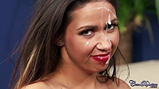 Latina stunner Roxxy Lea First Facial clip