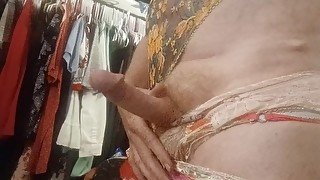 My first cumshot video.  Hope you enjoy!