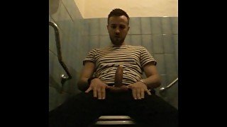 MasturbaBULL - I jerk off in the restaurant toilets