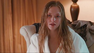 Amanda seyfried julianne moore - chloe (2009)