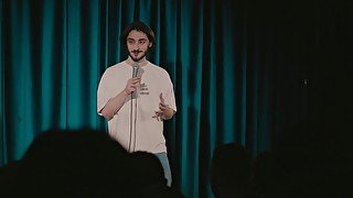 Standup выступление в женской колонии