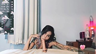 Ligiacute Dances And Seduces Fans By Sucking Her Dildo And Getting Very Wet - Teaser Video