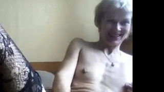 Slender Granny Cam 935