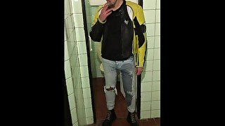 Piss in public toilet