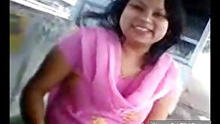 northindia girl show off outdoor and bust girl touch