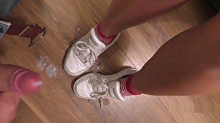 Cum On Cute Feet + Shoes Cumpilation Chucks Converse Boots Snealers Cumshot