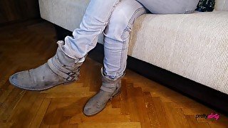 MATURE FEET DIRTY BOOTS WORSHIP