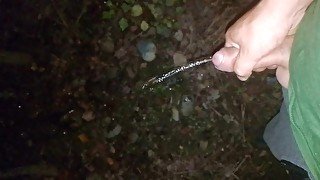 PISSING AMATEUR