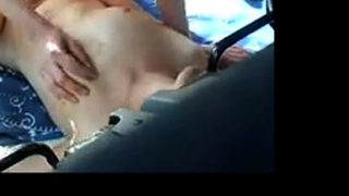 Un Couple Baise Dans Leur Voiture 2